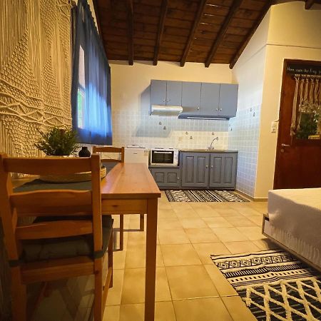 Spitaki Guest House 梅加利阿莫斯 外观 照片