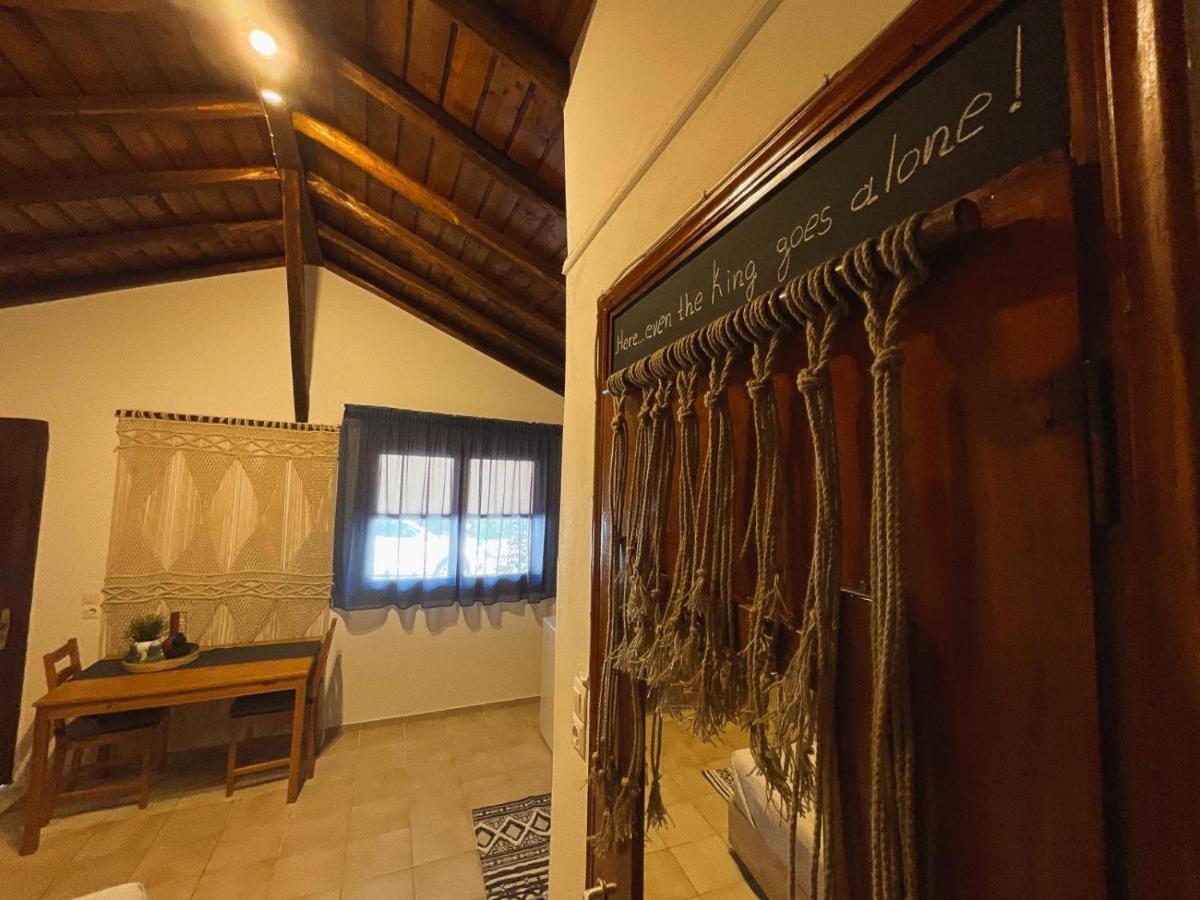 Spitaki Guest House 梅加利阿莫斯 外观 照片