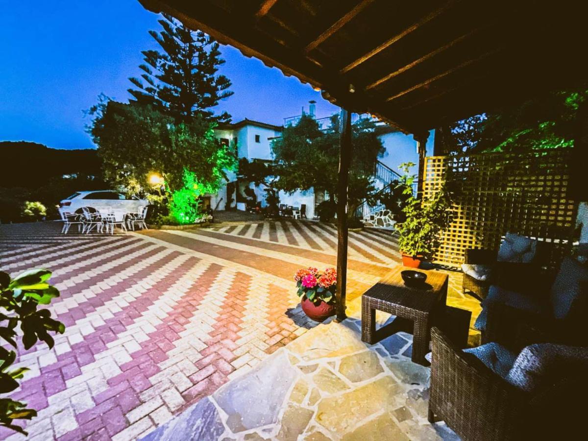 Spitaki Guest House 梅加利阿莫斯 外观 照片