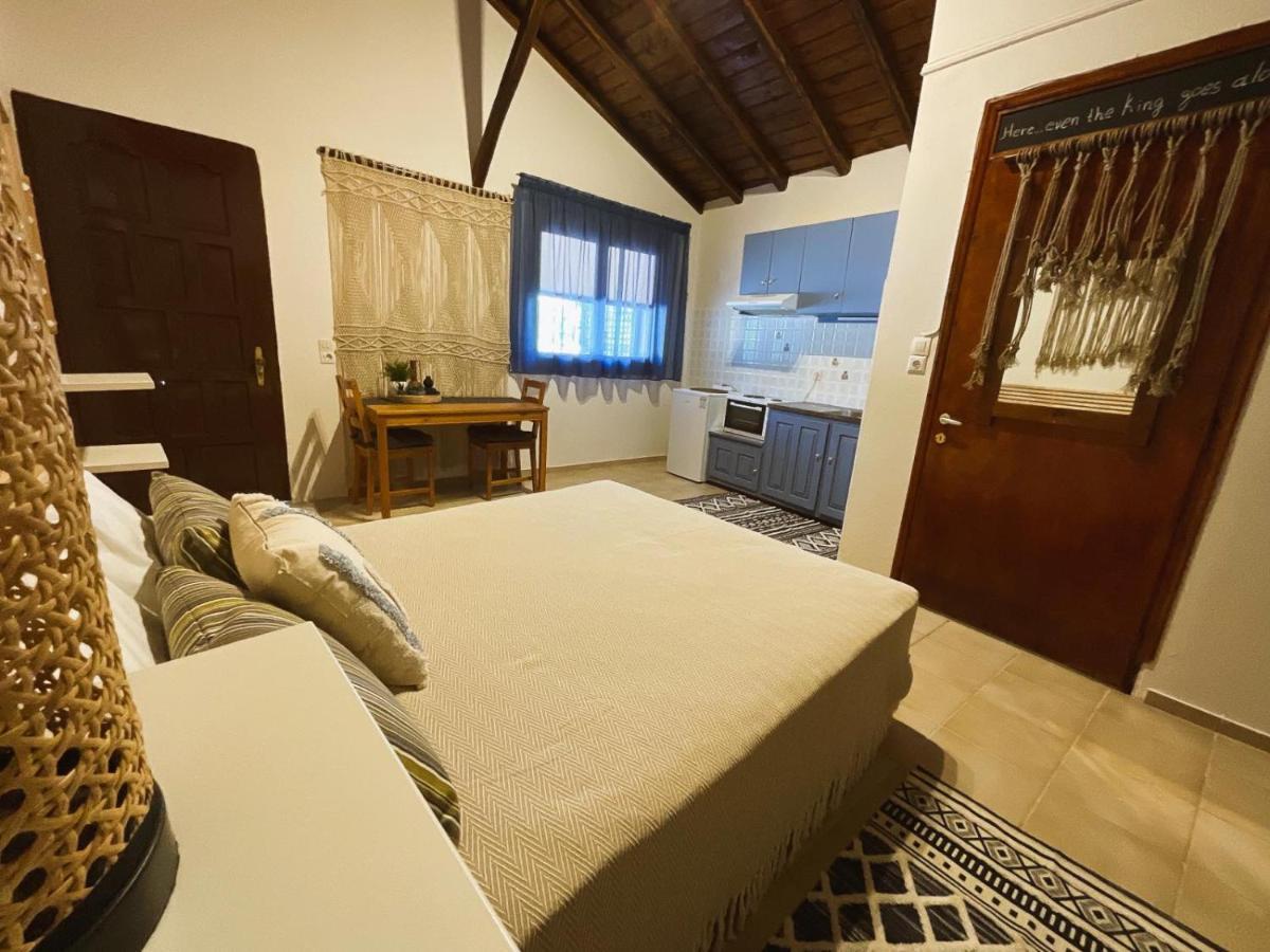 Spitaki Guest House 梅加利阿莫斯 外观 照片